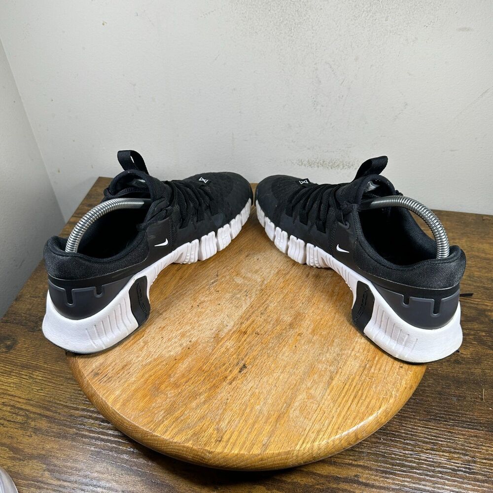 Nike Free Metcon 5 Black White Shoes Sneakers Women's Size 8 DV3950-001 - Picture 5 of 8